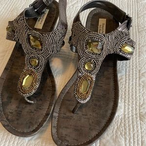 Simply Vera Vera Wang beaded wedge sandals